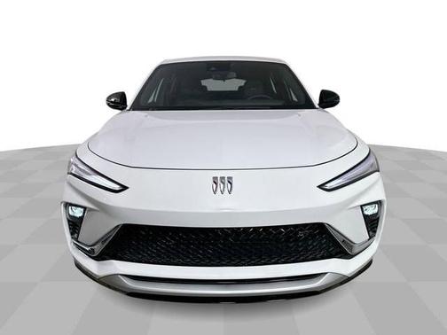 Summit White 2026 Buick Envista Sport Touring FWD