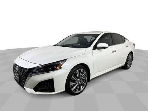 2024 Nissan Altima 2.5 SL