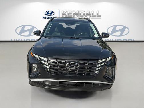Black Pearl 2024 Hyundai TUCSON SEL