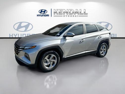Shimmering Silver 2022 Hyundai TUCSON SE