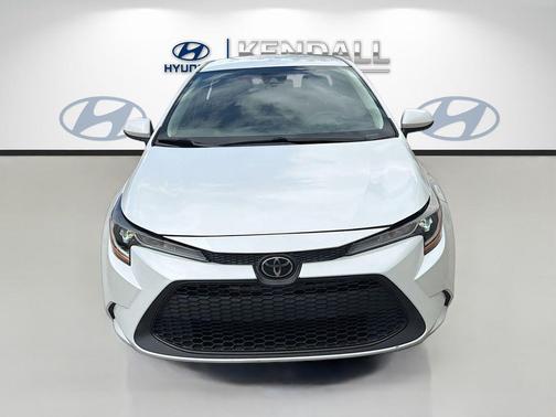Wind Chill Pearl 2022 Toyota Corolla LE