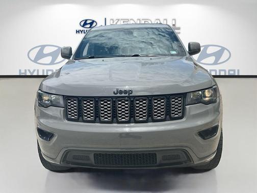 Sting-Gray Clearcoat 2021 Jeep Grand Cherokee Laredo