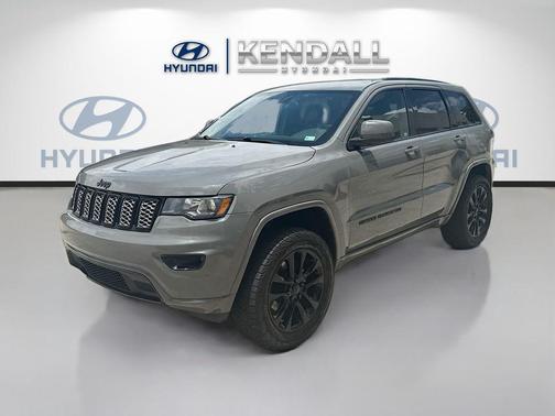 Sting-Gray Clearcoat 2021 Jeep Grand Cherokee Laredo