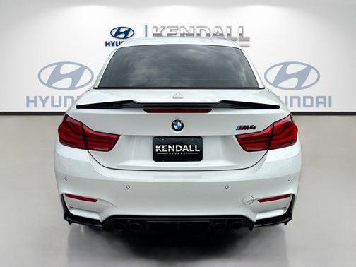 Mineral White Metallic 2019 BMW M4 Base