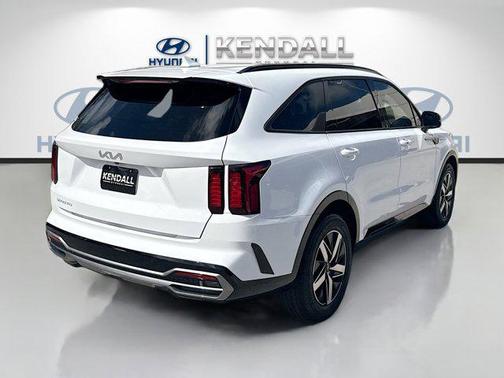 Glacial White Pearl 2023 Kia Sorento S