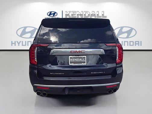 Midnight Blue Metallic 2022 GMC Yukon XL Denali