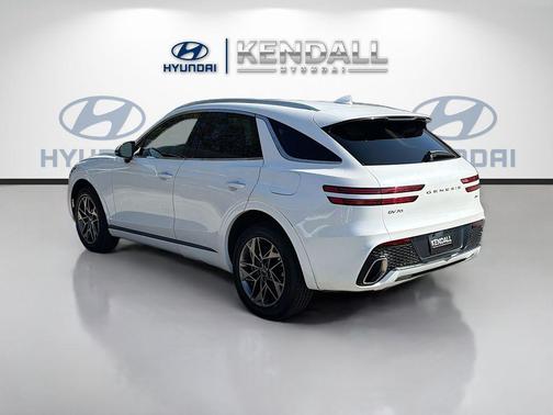 Uyuni White 2025 Genesis GV70 2.5T AWD