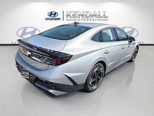 Aero Silver 2026 Hyundai SONATA SEL