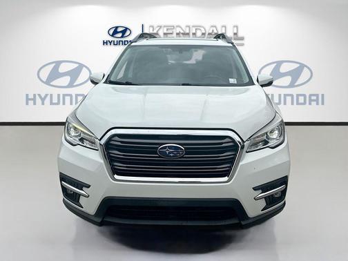 Crystal White Pearl 2022 Subaru Ascent Limited 7-Passenger