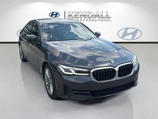 Dark Graphite Metallic 2022 BMW 530 i xDrive