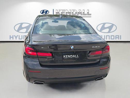 Dark Graphite Metallic 2022 BMW 530 i xDrive