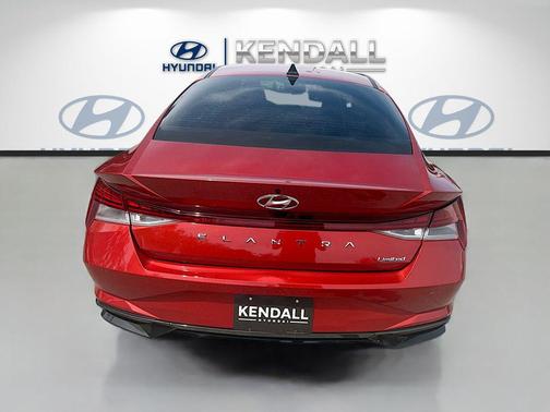 Lava Orange 2022 Hyundai ELANTRA Limited