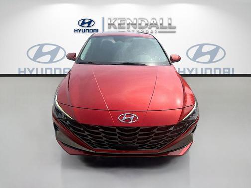 Lava Orange 2022 Hyundai ELANTRA Limited