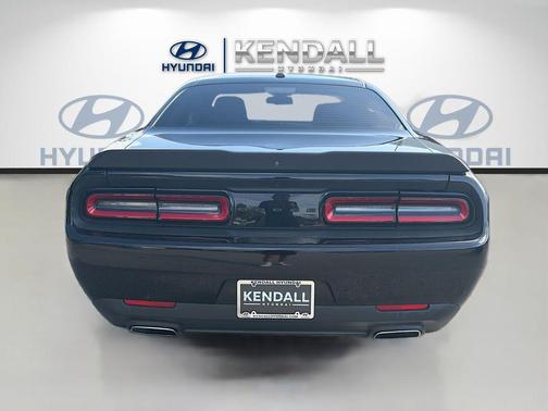 Pitch Black Clearcoat 2021 Dodge Challenger SXT