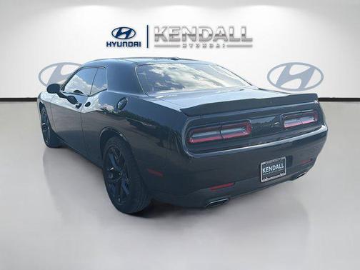 Pitch Black Clearcoat 2021 Dodge Challenger SXT