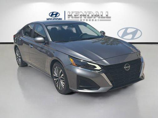 Gun Metallic 2023 Nissan Altima 2.5 SV