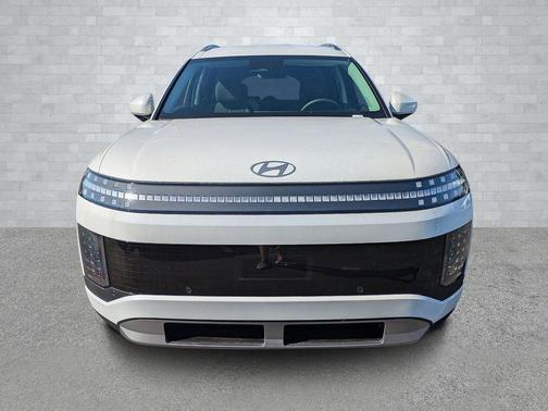 Snow White Pearl 2026 Hyundai IONIQ 9 SE