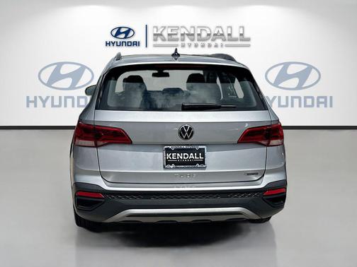 Silver Metallic 2022 Volkswagen Taos 1.5T S