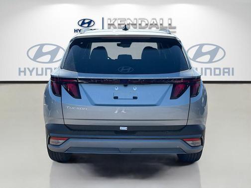 Shimmering Silver 2026 Hyundai TUCSON SEL