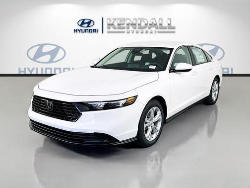 Platinum White Pearl 2025 Honda Accord LX 1.5T