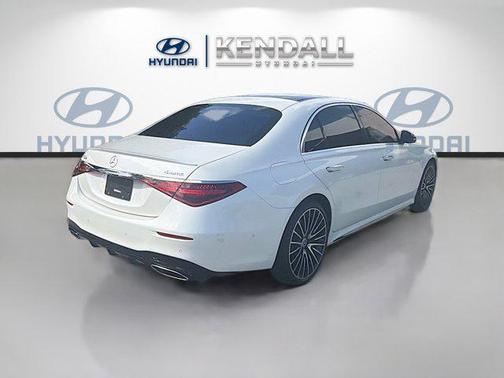 MANUFAKTUR exclusive diamond white bright 2022 Mercedes-Benz S-Class 4MATIC