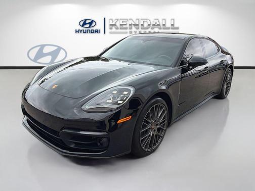 Black 2023 Porsche Panamera 4