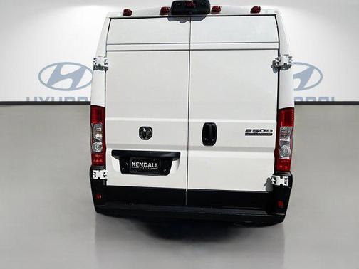 Bright White Clearcoat 2023 RAM ProMaster 2500 High Roof