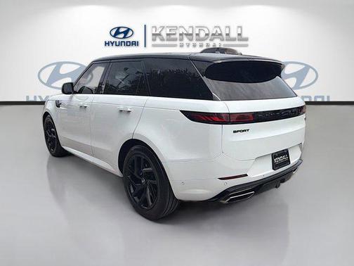 Fuji White 2023 Land Rover Range Rover Sport SE