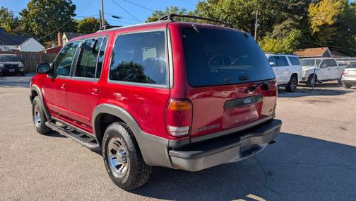 2000 Ford Explorer Sport