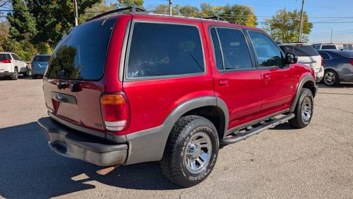 2000 Ford Explorer Sport