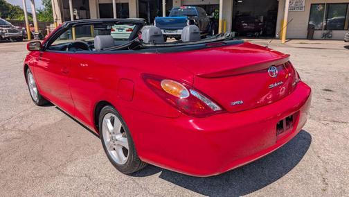 2005 Toyota Camry Solara SLE V6