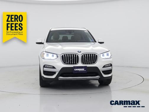White 2018 BMW X3 XDrive30i