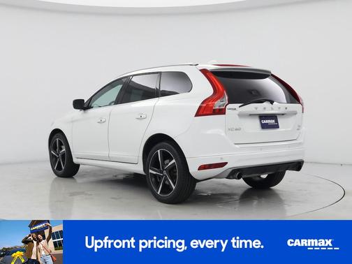 White 2016 Volvo XC60 T6 R-Design Platinum