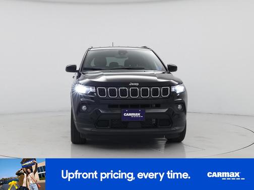 Black 2023 Jeep Compass Latitude