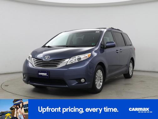 2017 Toyota Sienna XLE