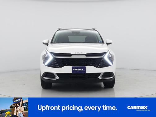 White 2025 Kia Sportage Hybrid EX
