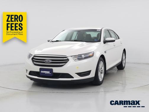 White 2016 Ford Taurus SEL