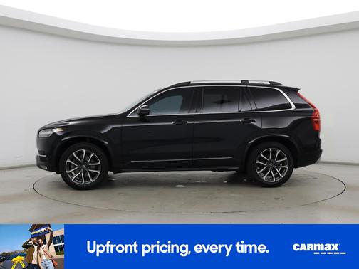 2019 Volvo XC90 T6 Momentum