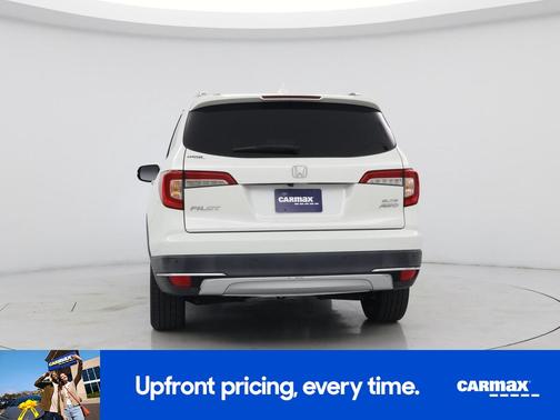 White 2019 Honda Pilot Elite
