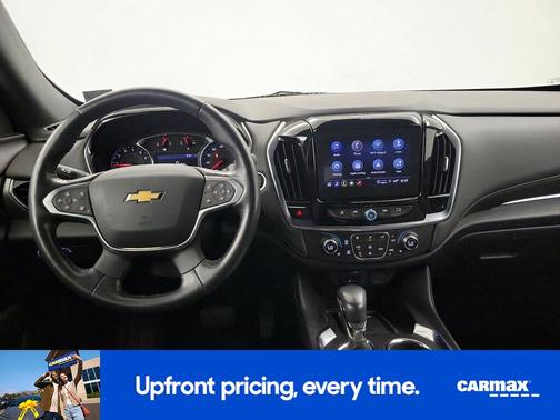 White 2022 Chevrolet Traverse LT Leather