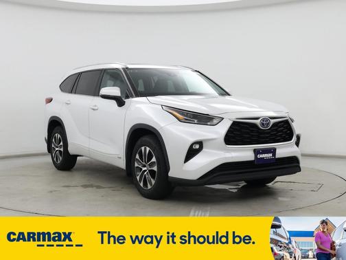 2022 Toyota Highlander Hybrid XLE