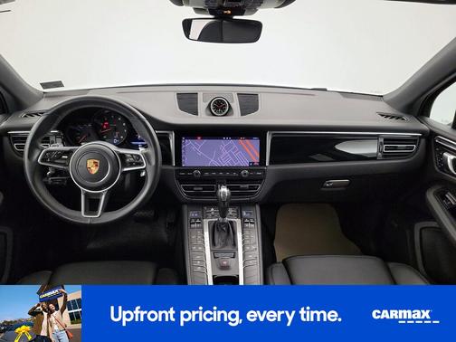 White 2020 Porsche Macan