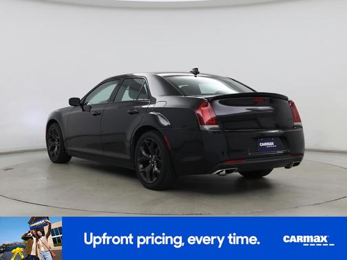 2021 Chrysler 300 Touring