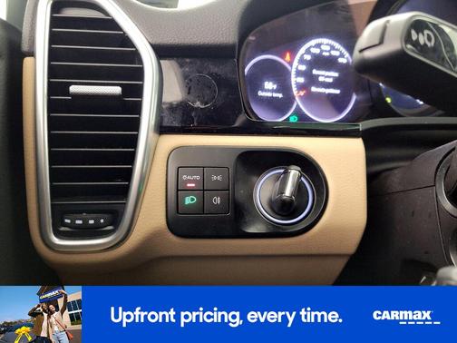 2022 Porsche Cayenne 