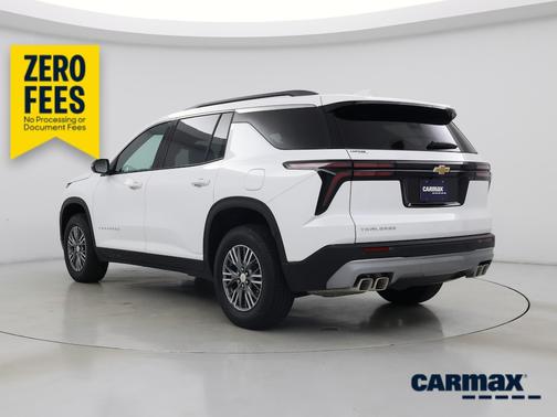 White 2026 Chevrolet Traverse LT