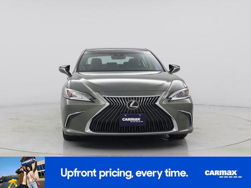 Green 2019 Lexus ES 350 Luxury