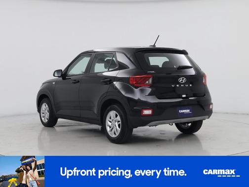 Black 2025 Hyundai VENUE SE