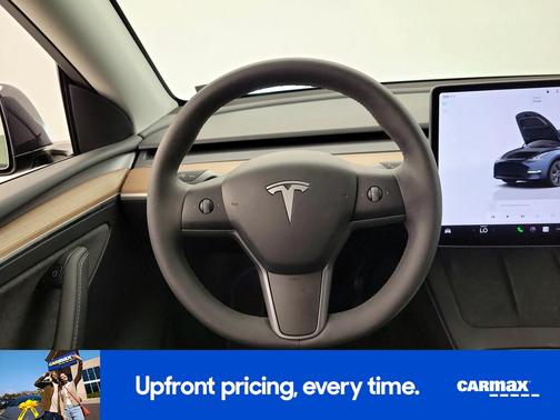 Gray 2025 Tesla Model Y Long Range
