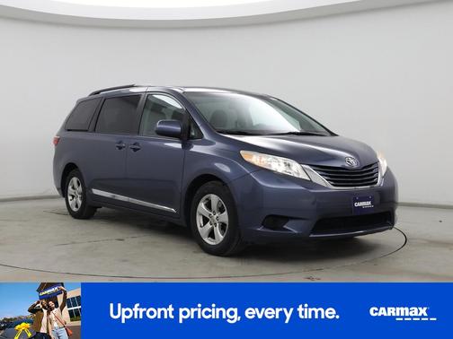 2017 Toyota Sienna LE