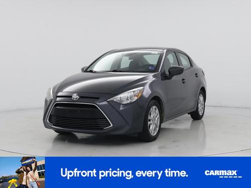 Gray 2018 Toyota Yaris iA